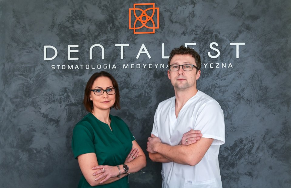 Dentalest - Centrum Stomatologii i Medycyny Estetycznej 